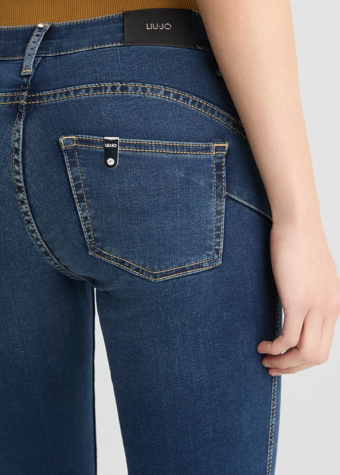Jeans skinny con spacchetto