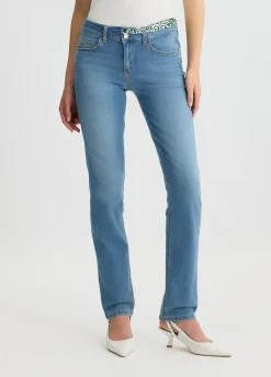 Jeans slim con cintura