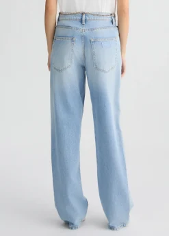 Jeans straight con cintura elegante