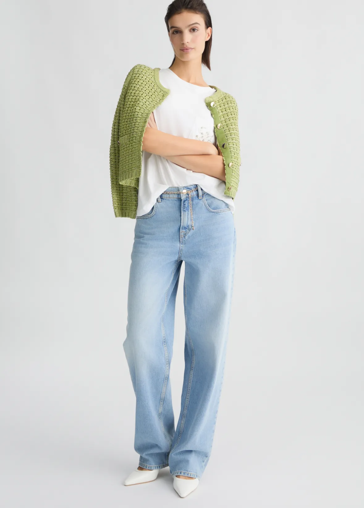 Jeans straight con cintura elegante