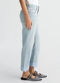 Jeans straight con ricamo crochet