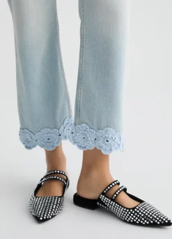 Jeans straight con ricamo crochet