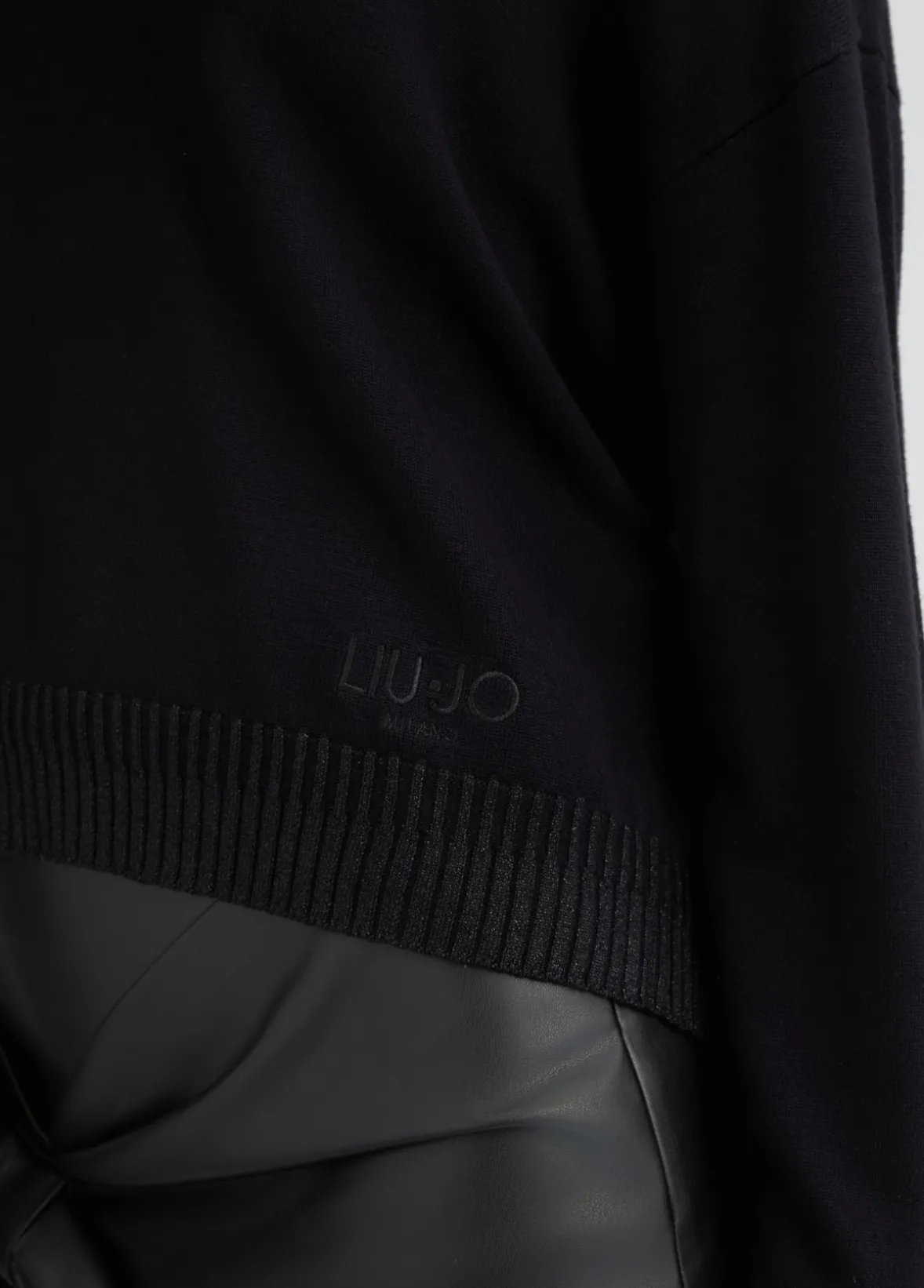 Maglia con scollo a V