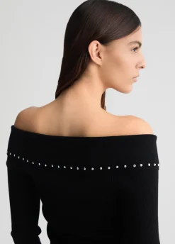Maglia con zip e borchie