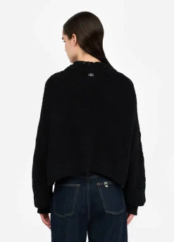 Maglia in lana con traforature