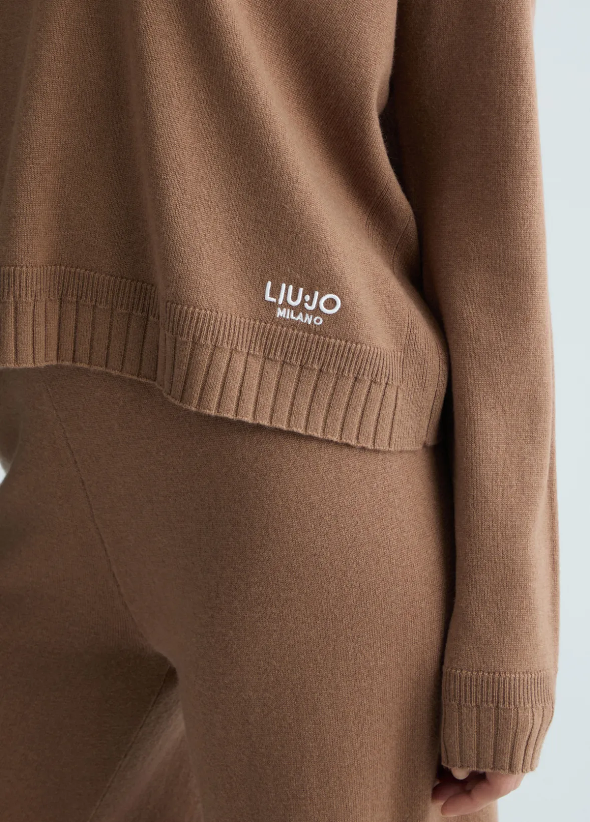 Maglia in lana e cashmere