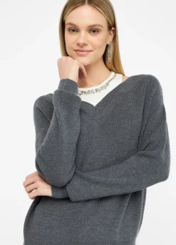 Maglione con ricami gioiello