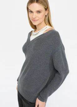 Maglione con ricami gioiello