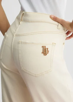 Pantaloni boyfriend a vita bassa