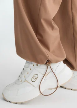 Pantaloni cargo