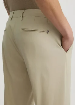 Pantaloni chino