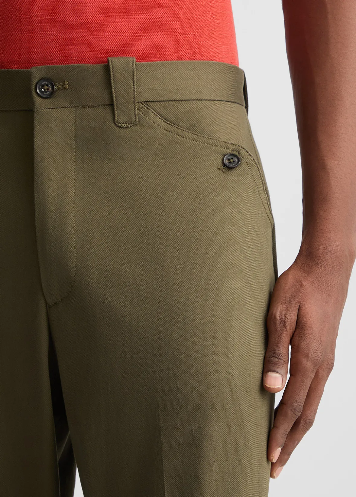 Pantaloni con dettaglio tasca