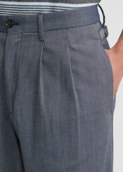 Pantaloni con piences