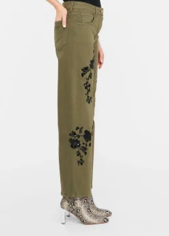 Pantaloni con ricami