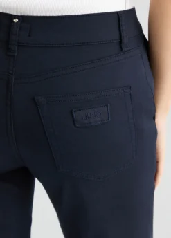 Pantaloni cropped a vita alta