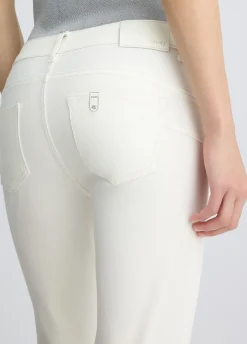 Pantaloni cropped con risvolto