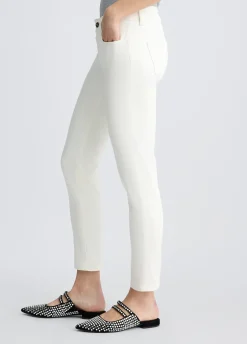 Pantaloni cropped con risvolto