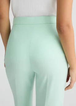 Pantaloni eleganti con spacco