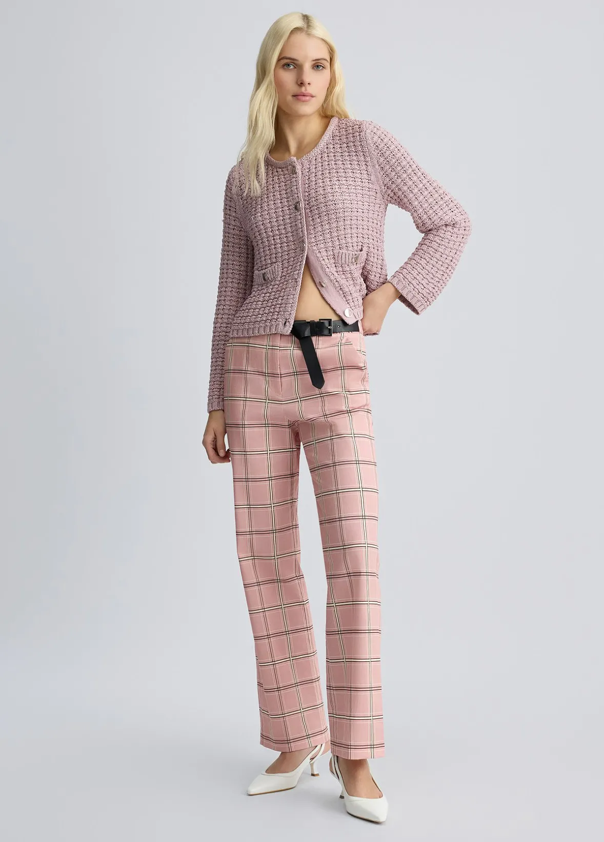 Pantaloni flare check