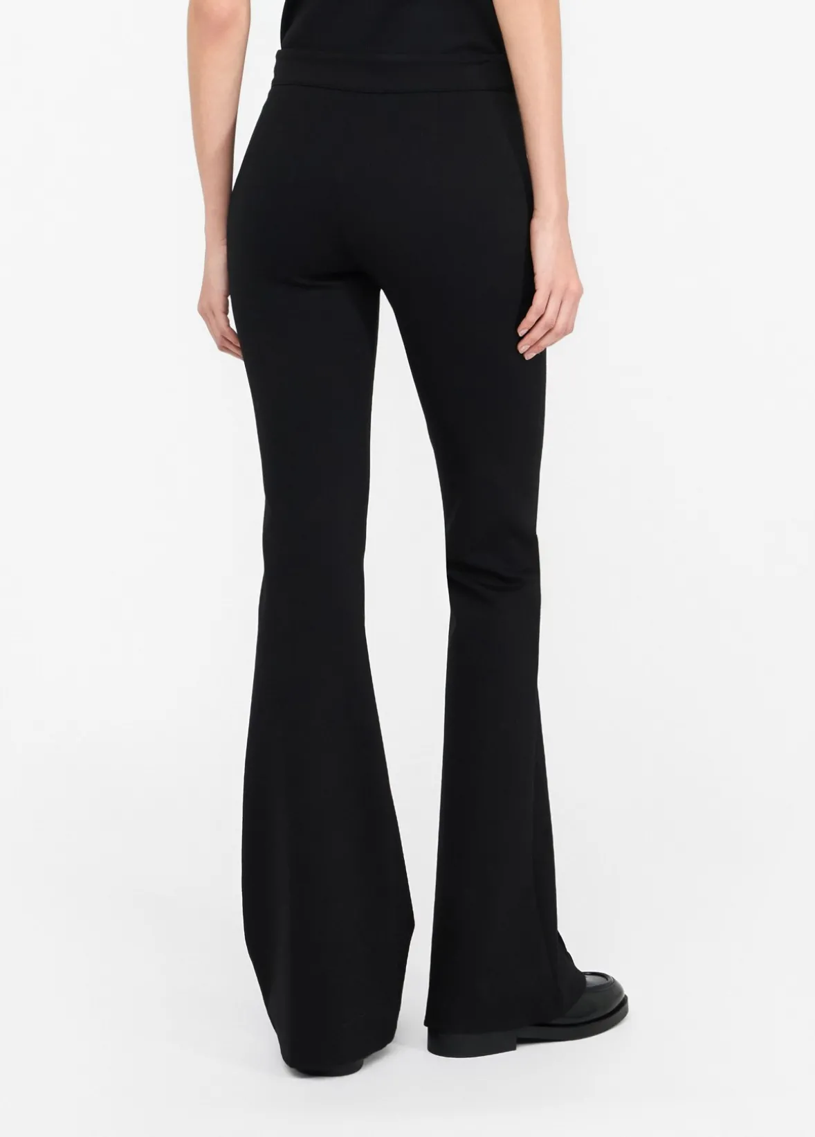 Pantaloni flare con cintura