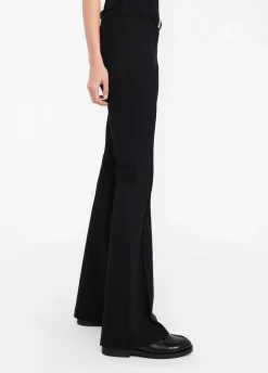Pantaloni flare con cintura