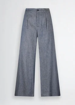 Pantaloni flare in denim