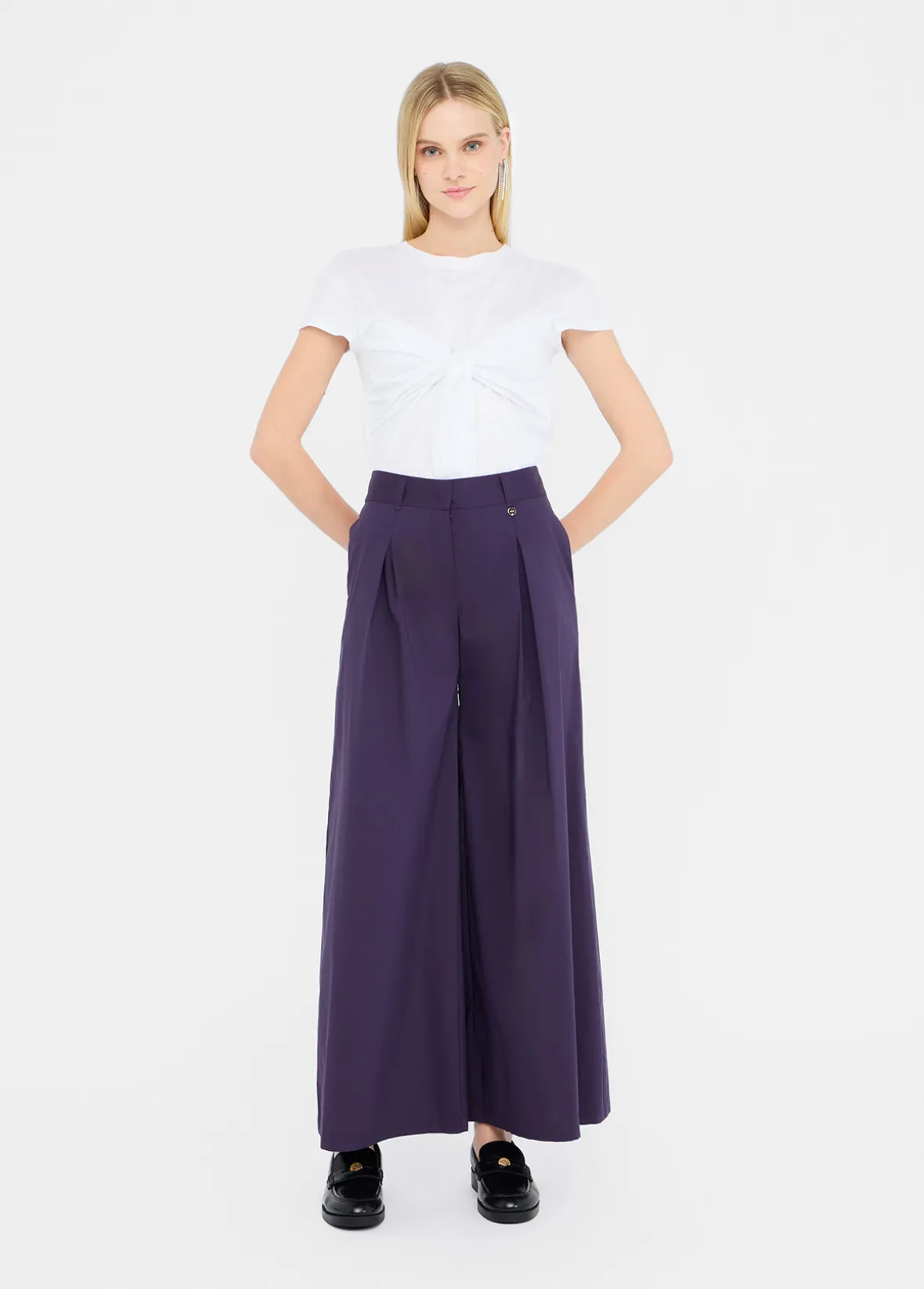 Pantaloni flare in popeline