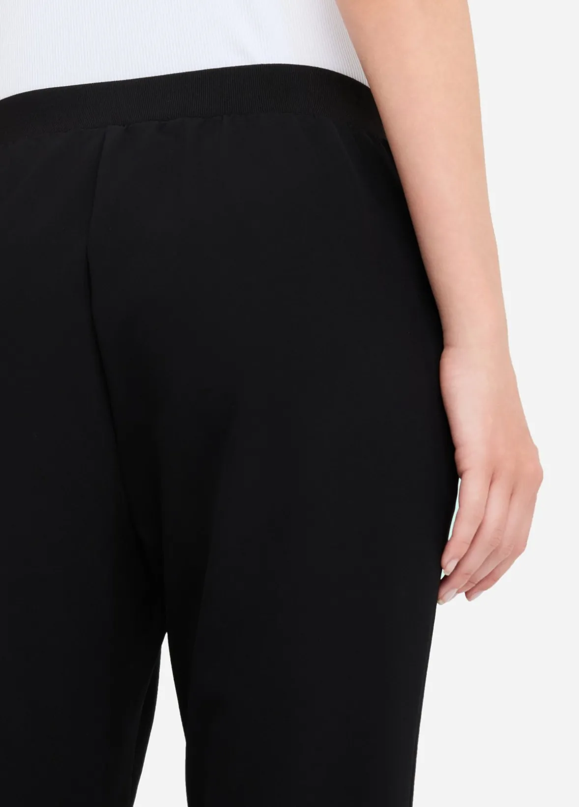 Pantaloni jogging con coulisse