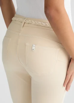 Pantaloni skinny con cintura