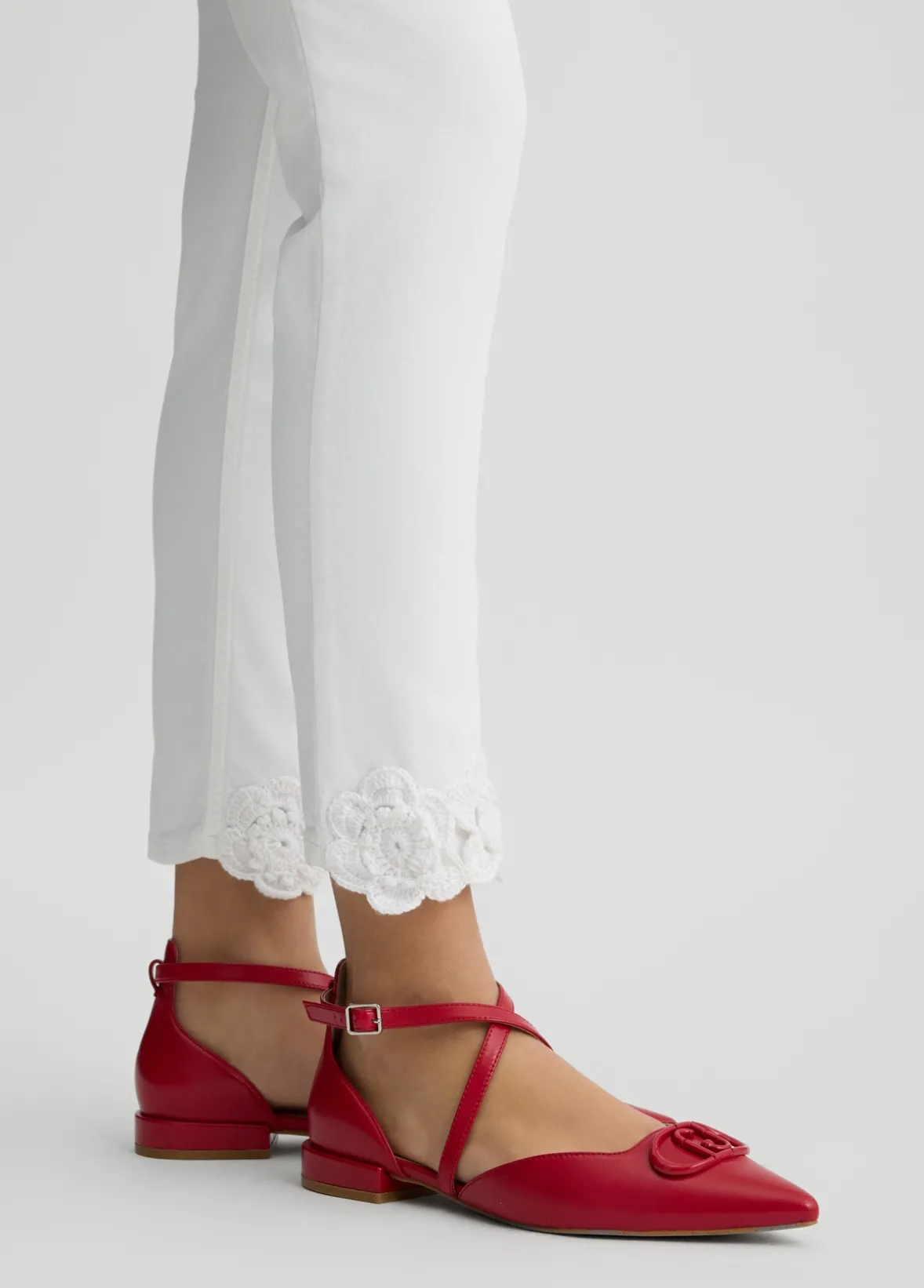 Pantaloni skinny con ricami
