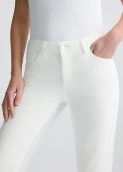Pantaloni slim fit