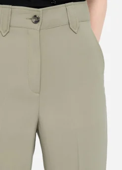 Pantaloni straight in gabardina