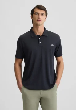 Polo con logo