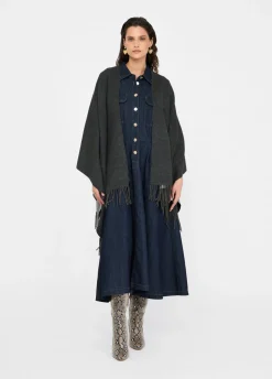 Poncho con logo e frange