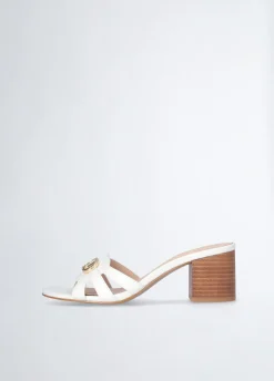 Sandali in pelle con tacco largo
