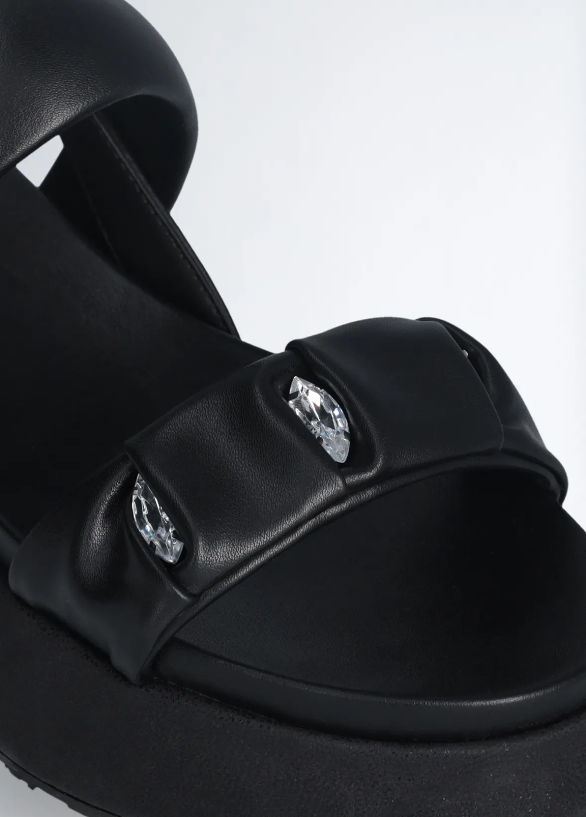 Sandali platform con pietre gioiello