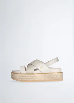 Sandali platform intrecciati