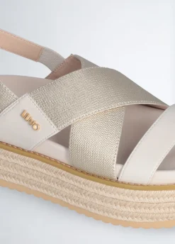 Sandali platform intrecciati
