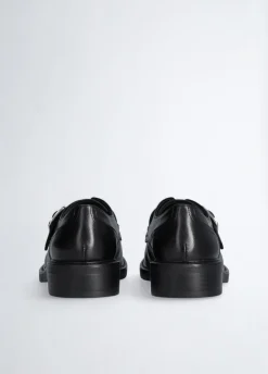 Scarpe in pelle con fibbia