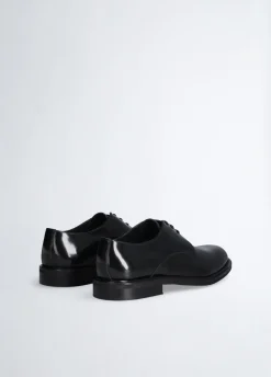 Scarpe stringate in pelle