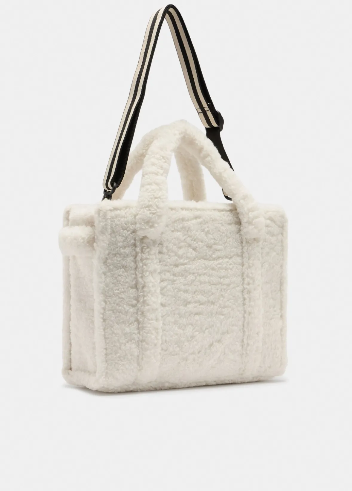 Shopping bag media in teddy