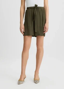 Short con cintura