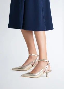 Slingback con tacco basso