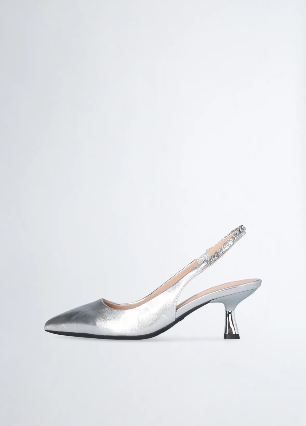 Slingback con tacco basso