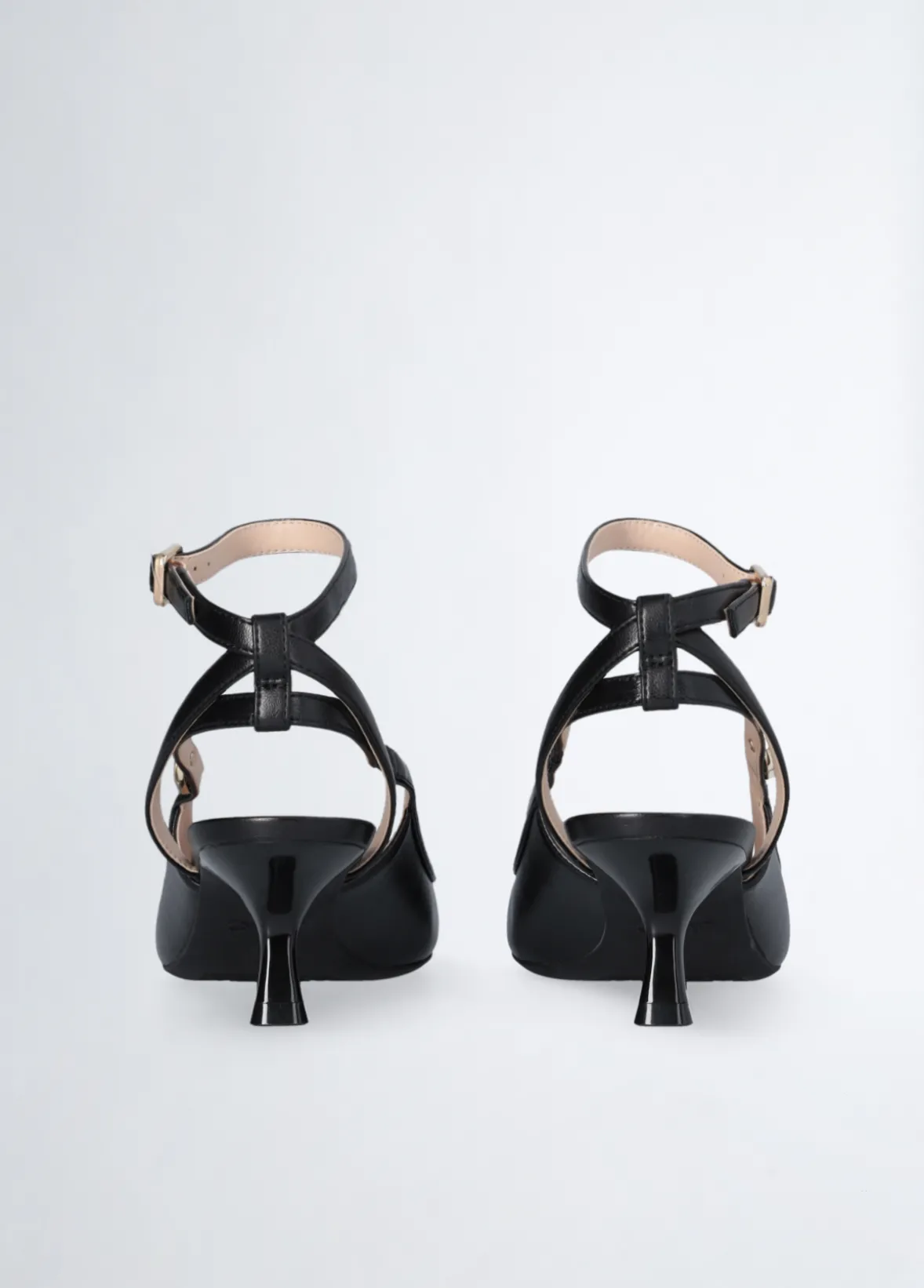 Slingback con tacco basso