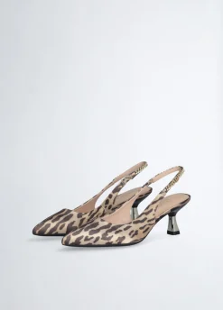 Slingback con tacco basso