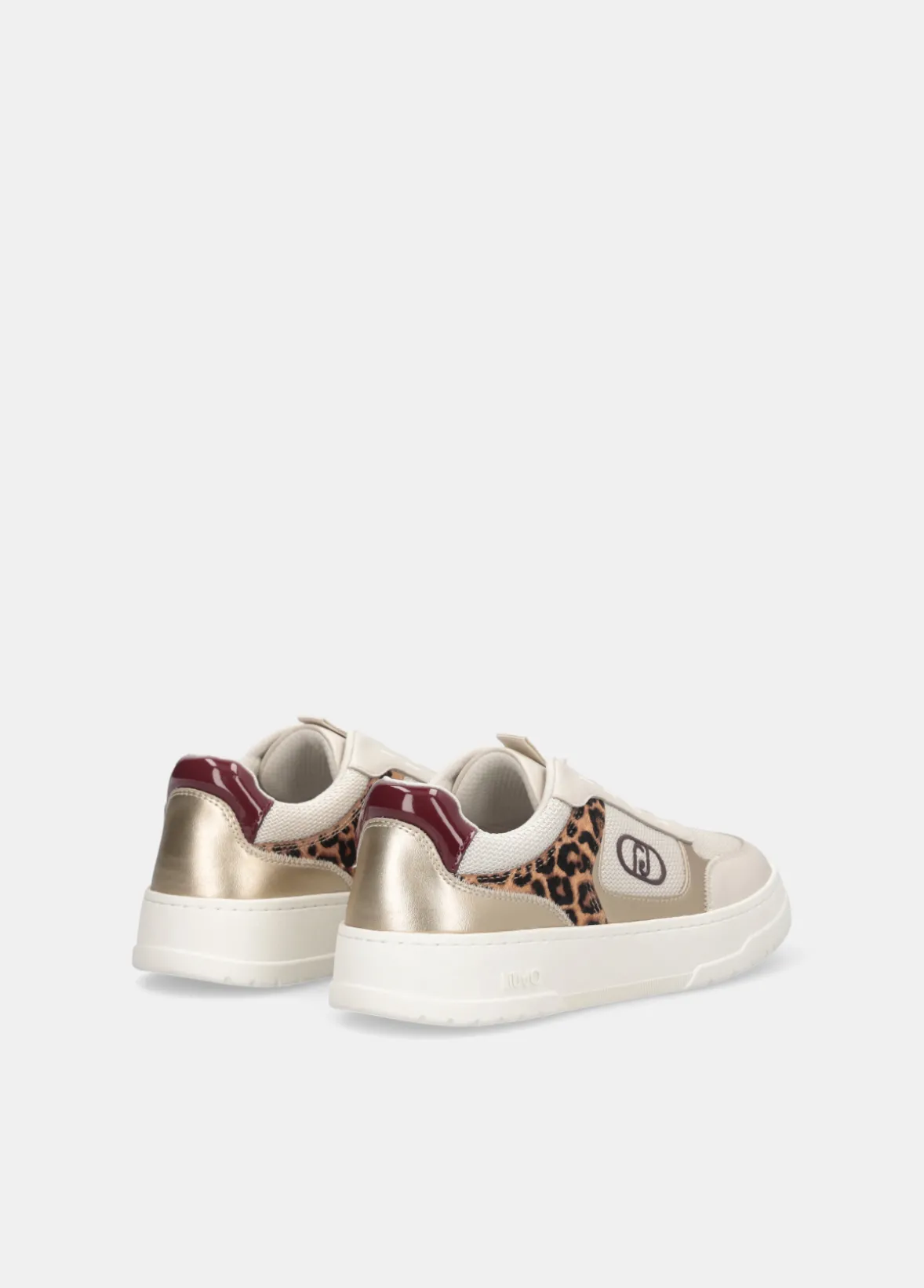 Slip-on con dettaglio animalier