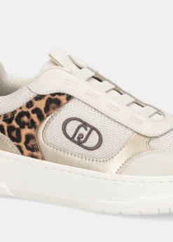 Slip-on con dettaglio animalier