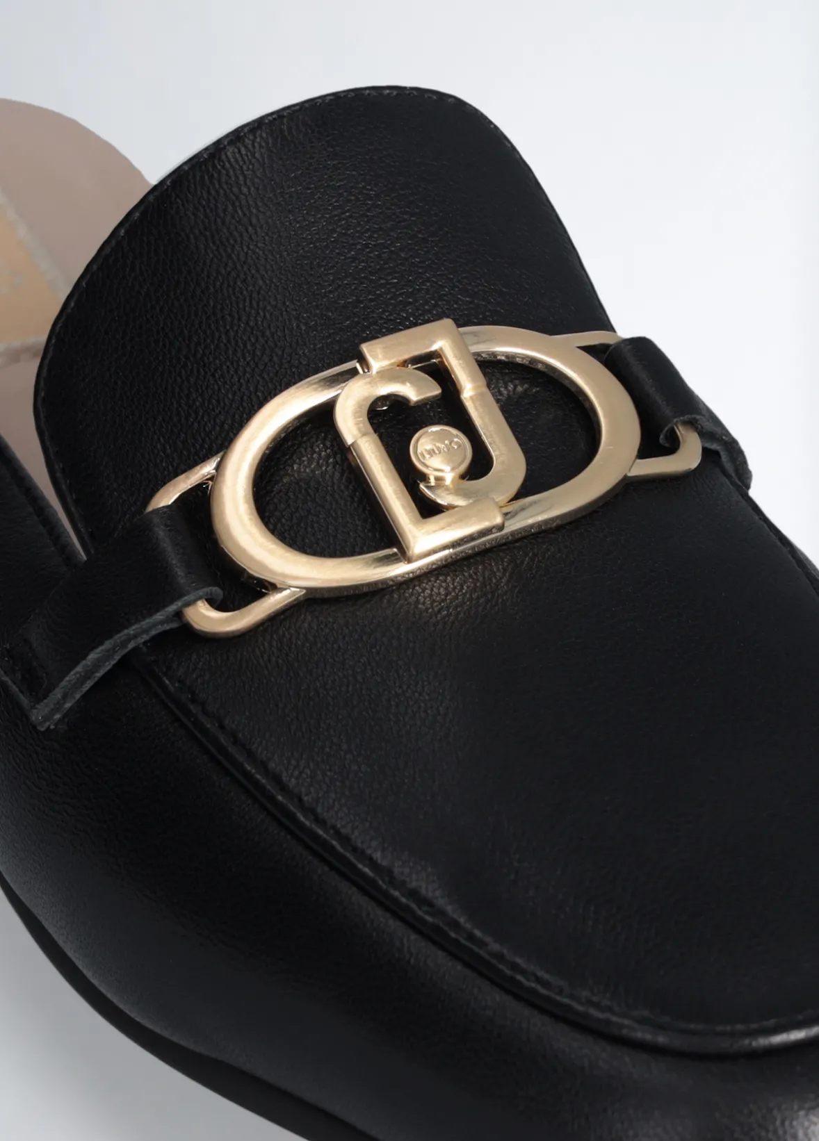 Slippers in pelle con logo