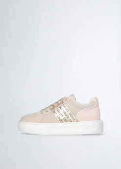 Sneakers con logo traforato